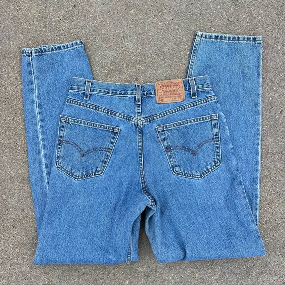 Y2K Levi's 550 Relaxed Fit Stone Wash Blue Jeans 34x34 Red Tab - Picture 1 of 10